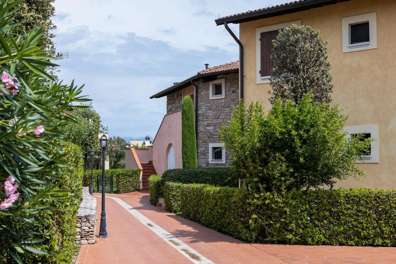 Apartment Residence Anelito Peschiera del Garda