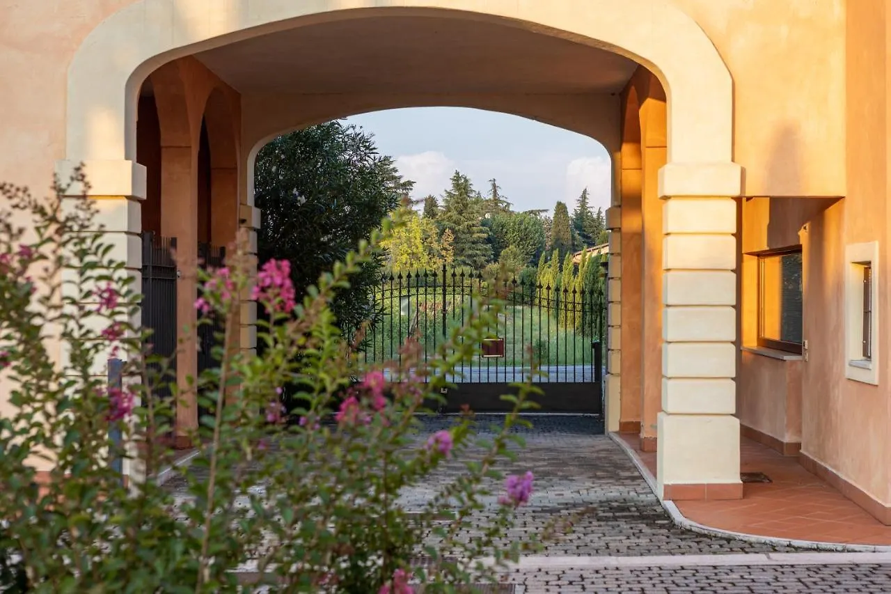 Residence Anelito Peschiera del Garda Apartment