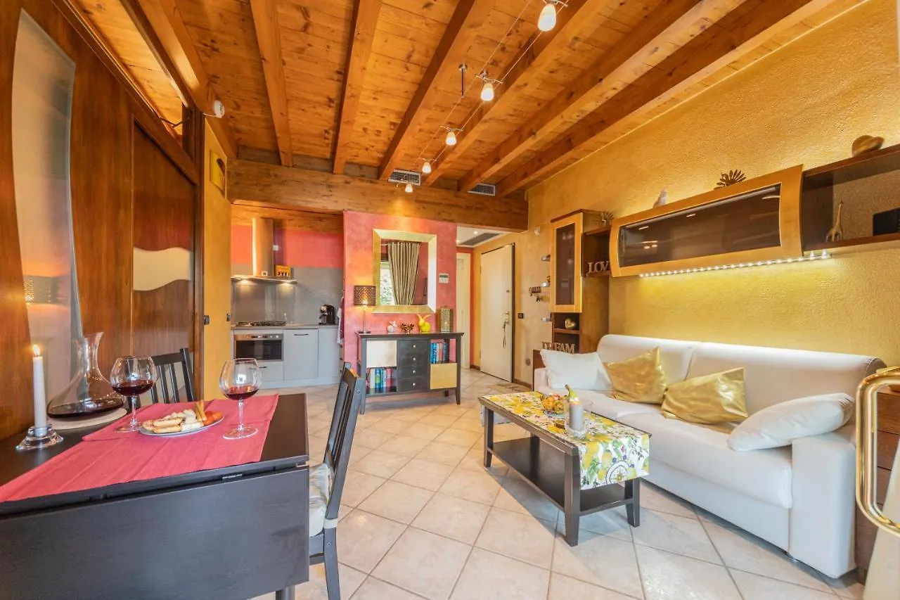 Residence Anelito Peschiera del Garda 0*,  Italy
