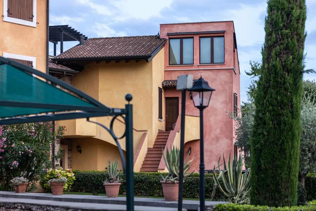 Residence Anelito Peschiera del Garda