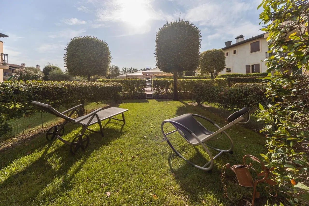 Apartment Residence Anelito Peschiera del Garda